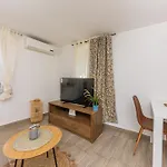 Romantic View Apartment