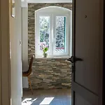 Romantic View Split