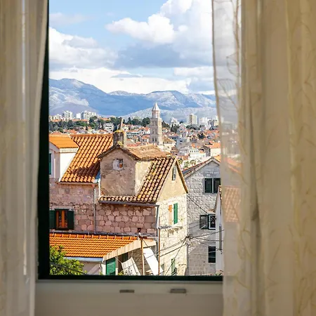 Romantic View * ספליט