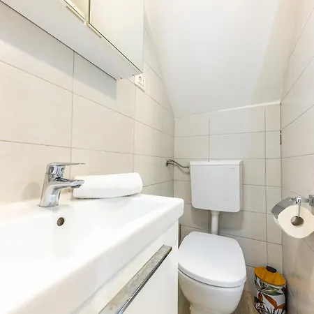 Romantic View Apartman *