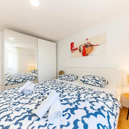 Romantic View Apartman